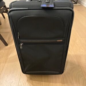 Tumi 2 Wheel Carry On